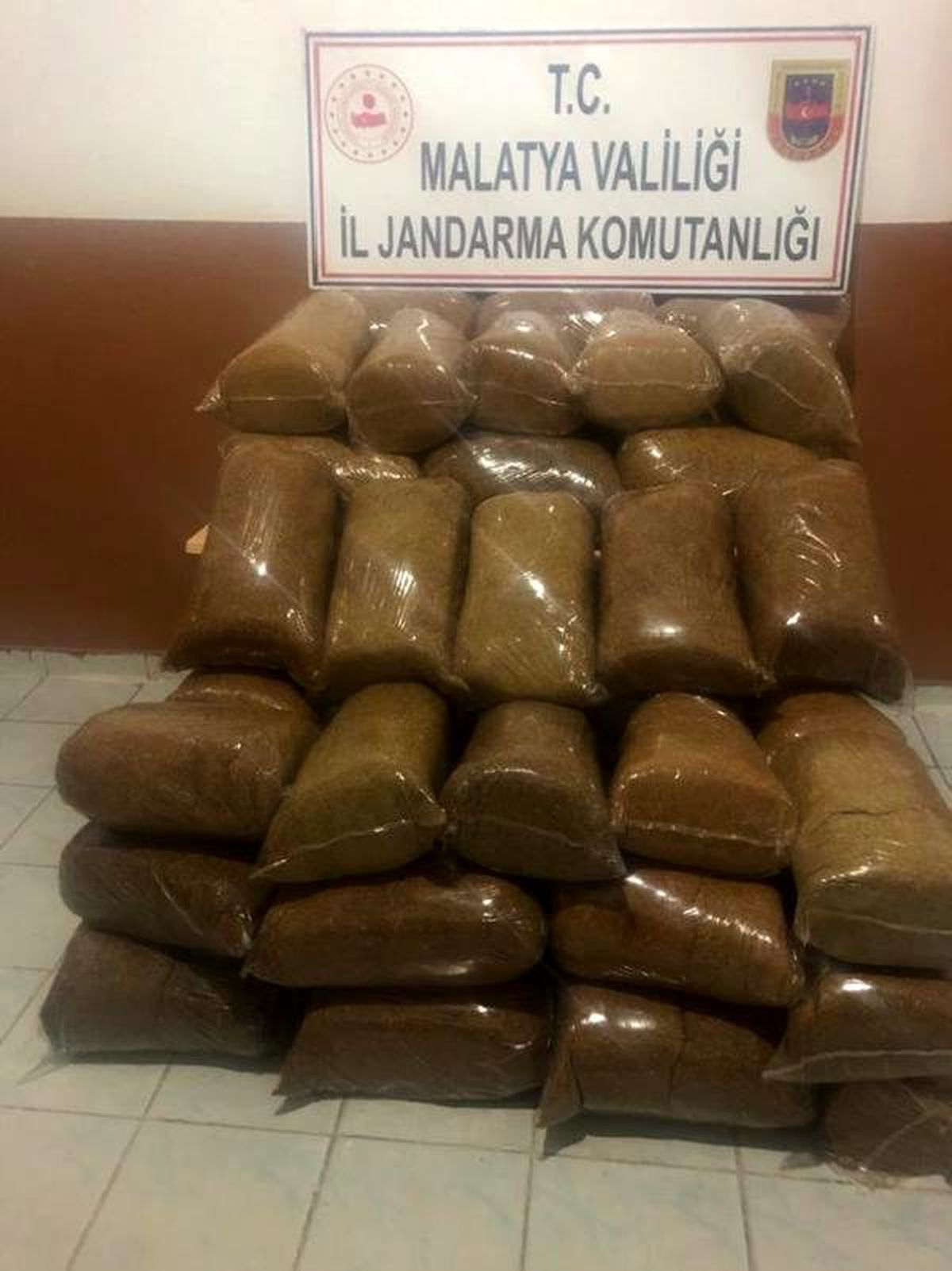 Malatya\'da, 450 kilo kaçak tütün ele geçirildi