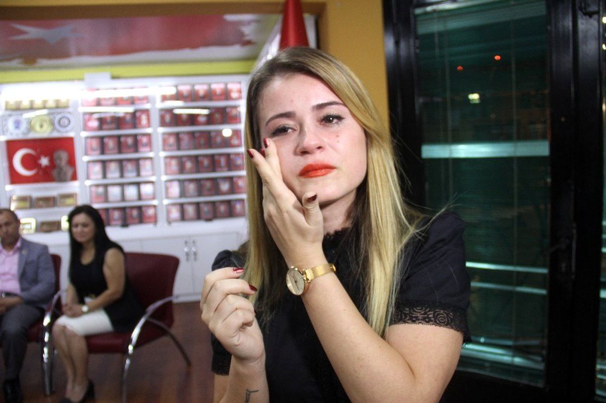 Psikolog şehit kızından ağlatan terapi