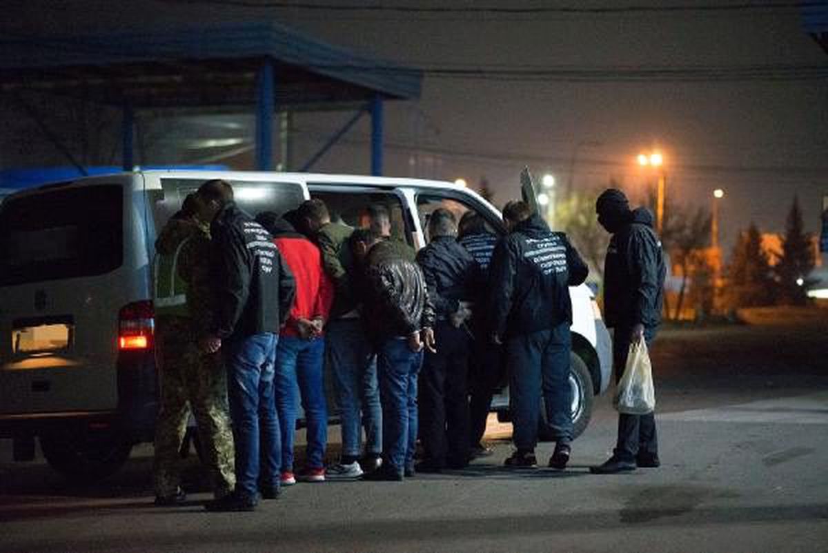 Ukrayna\'dan AB\'ye kaçak gitmeye çalışan 5 Türk yakalandı