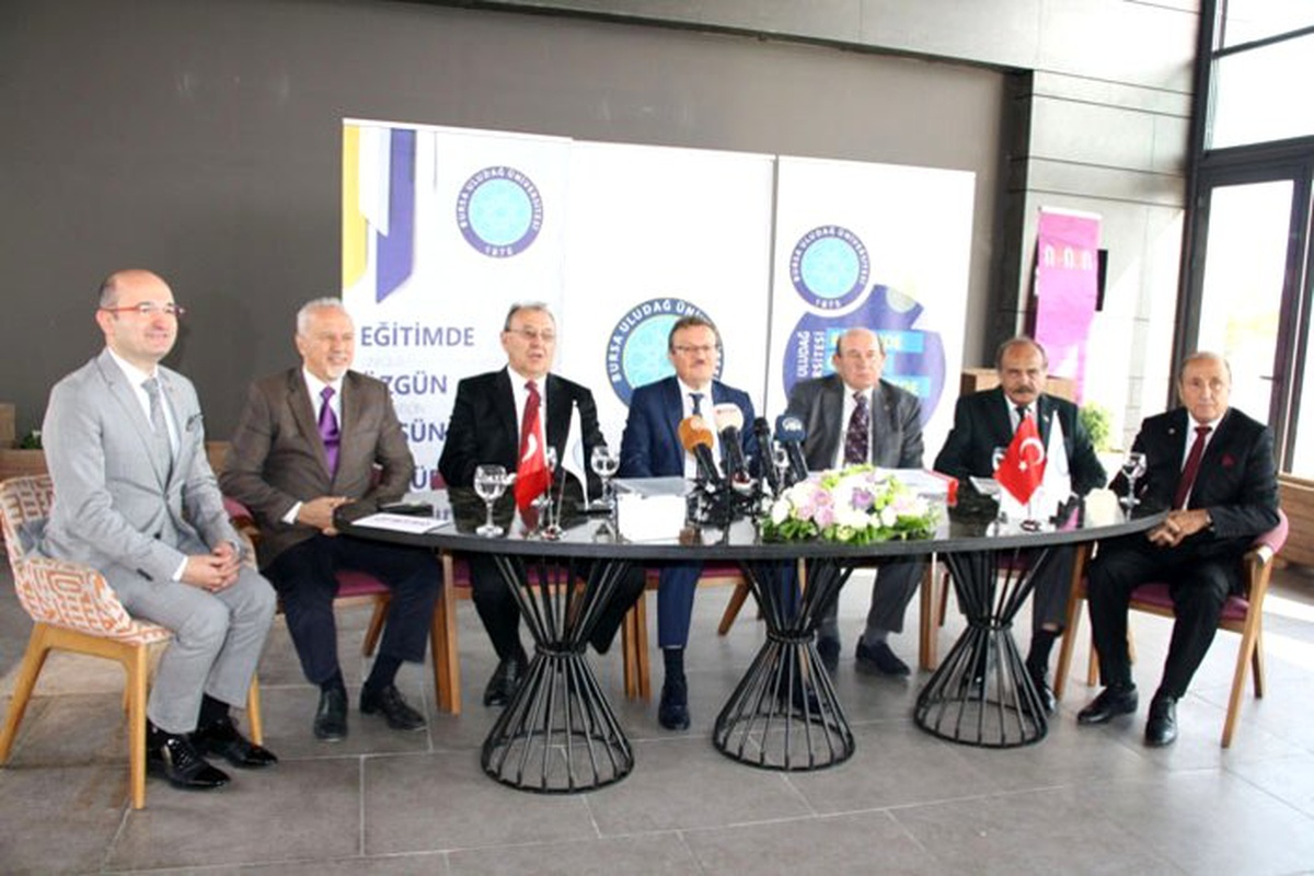 Üniversite, sanayinin rekabet gücü artıracak projelere odaklanacak