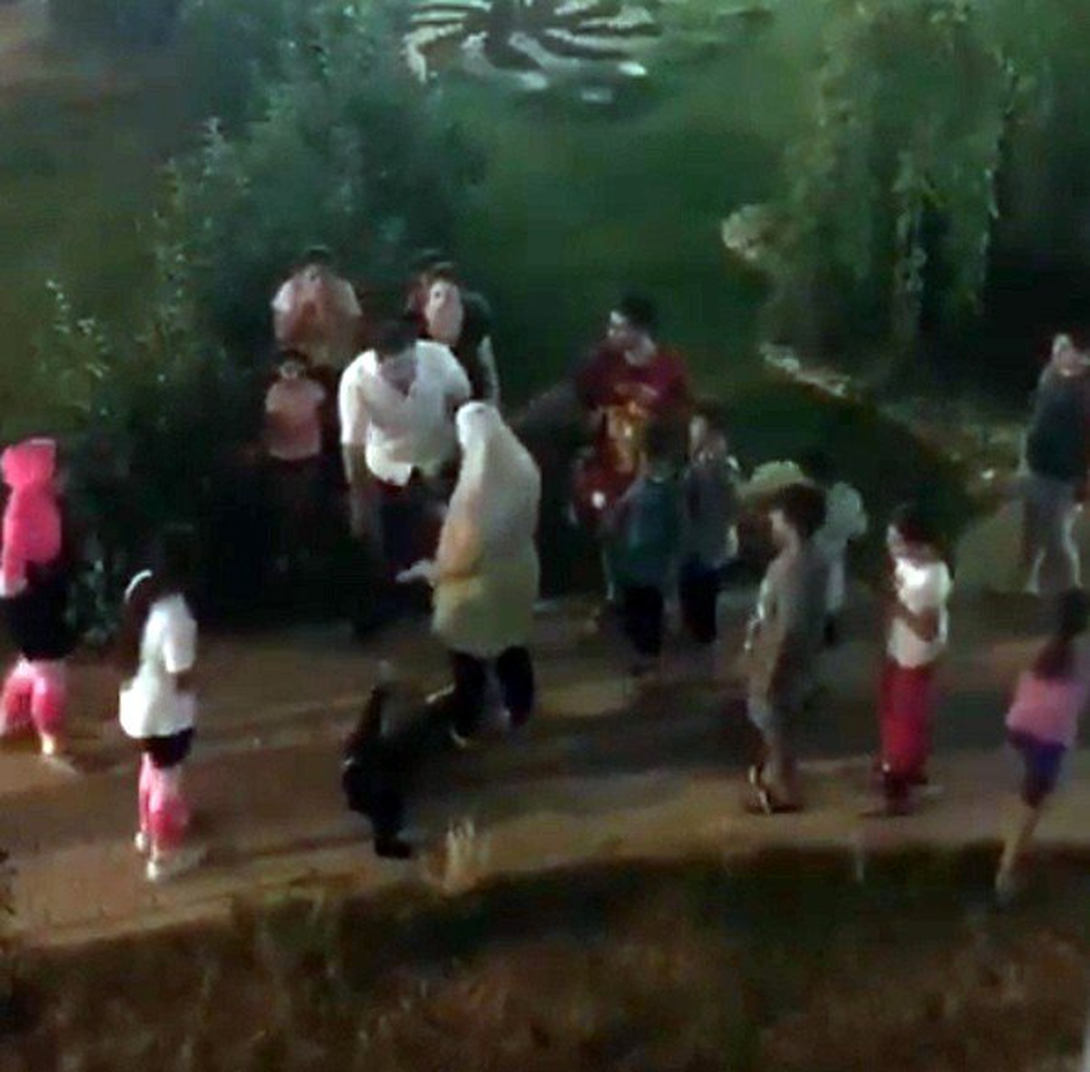 Ürdünlü çocuğa tokat attığı için tutuklanan şahıs, ilk duruşmada tahliye oldu