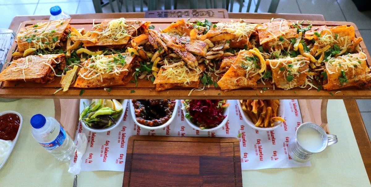 1 buçuk metrelik "piton döner"