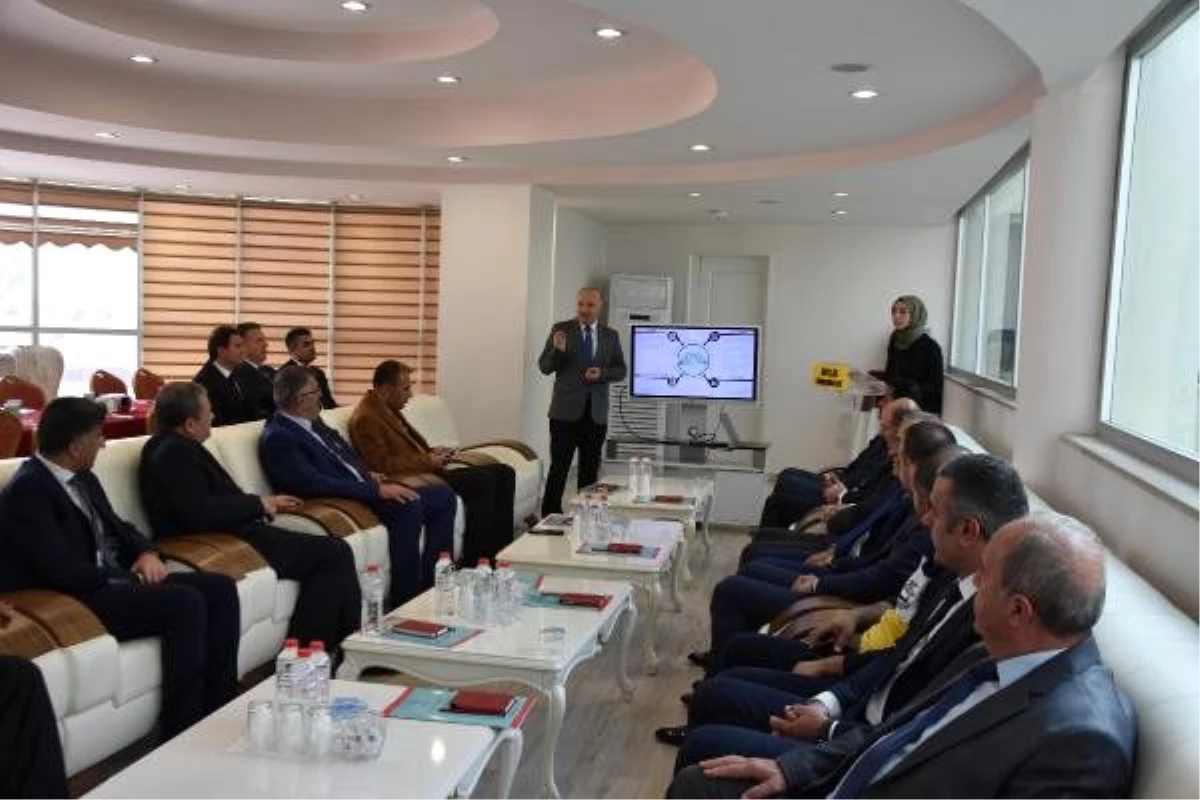 8 ilin milli eğitim müdürleri Bitlis\'te toplandı