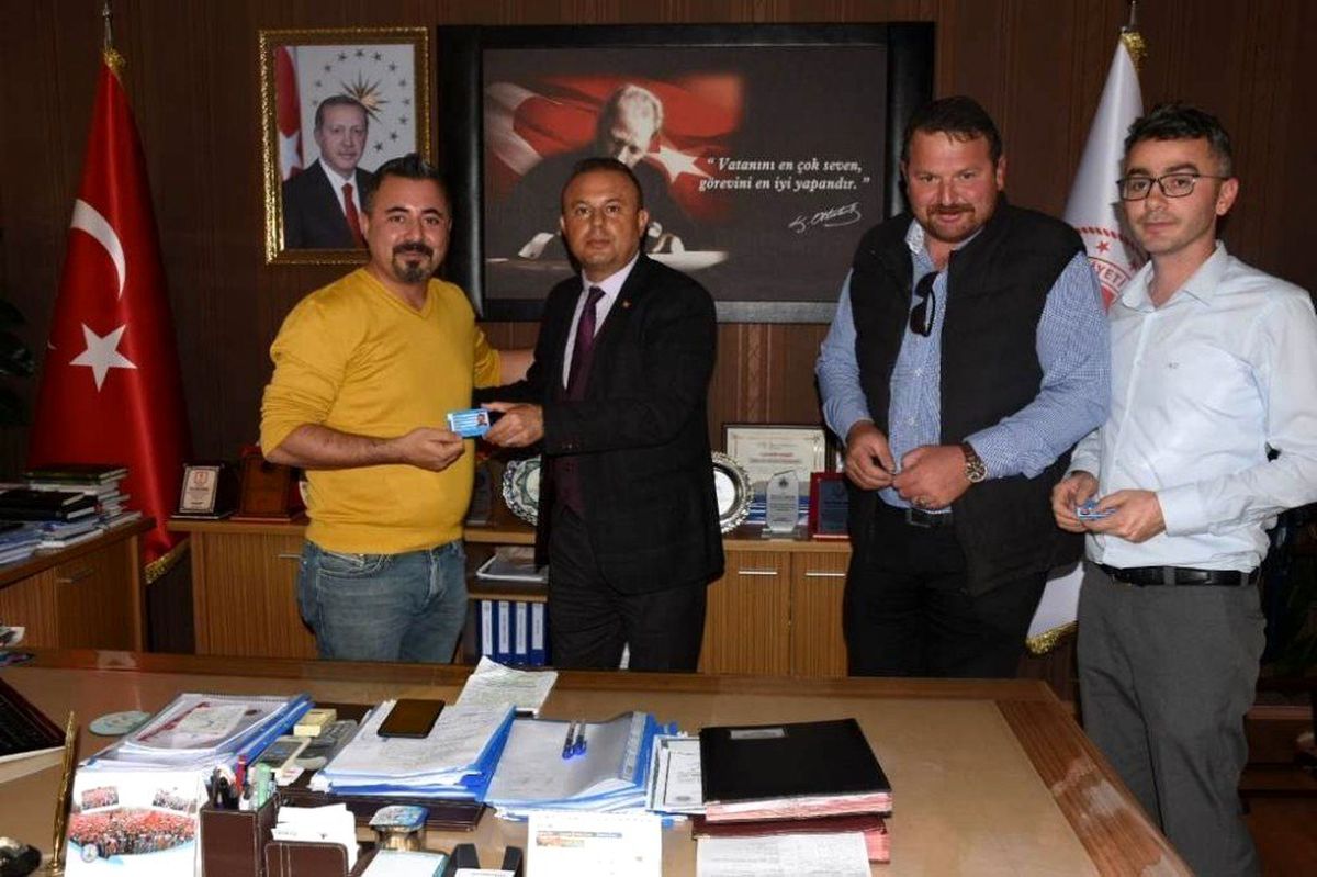 Amatör denizci belgeleri sahiplerini buldu