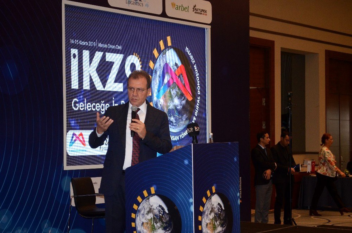 Başkan Seçer, logo tartışmalarına yanıt verdi: "Değişim istiyoruz"