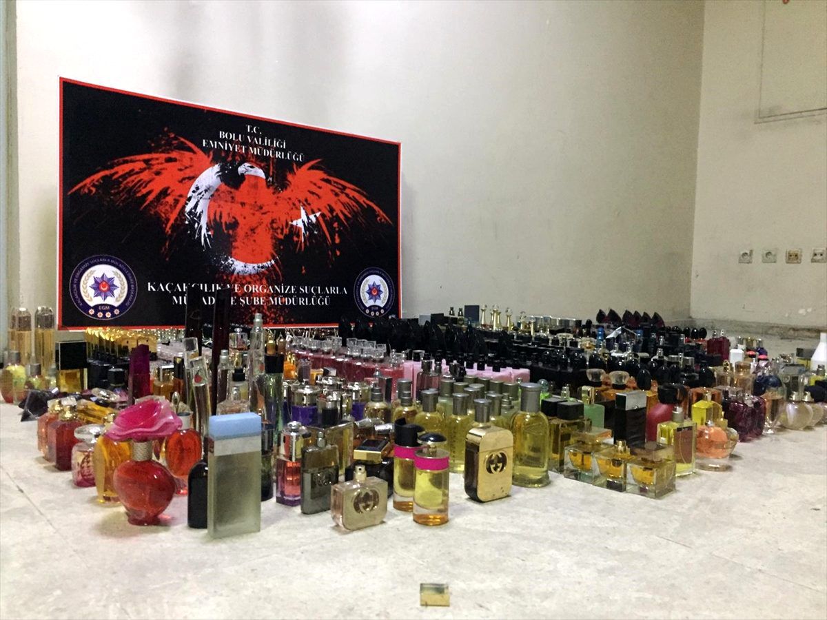 Bolu\'da 105 bin lira değerinde parfüm ele geçirildi
