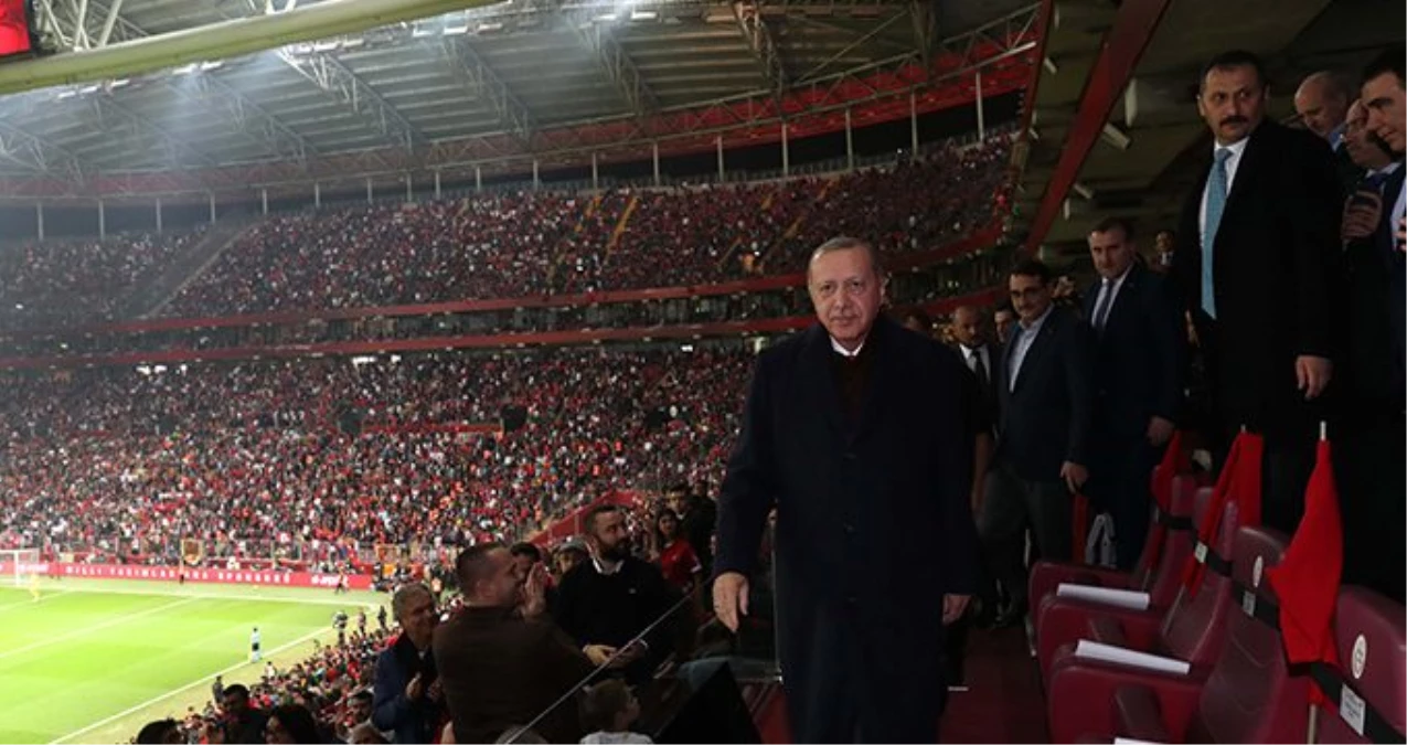 Cumhurbaşkanı Recep Tayyip Erdoğan\'dan İzlanda maçı yorumu