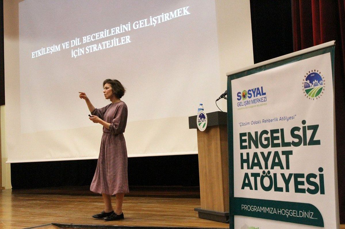 Engelsiz Hayat Atölyesi\'nde eğitimler devam ediyor