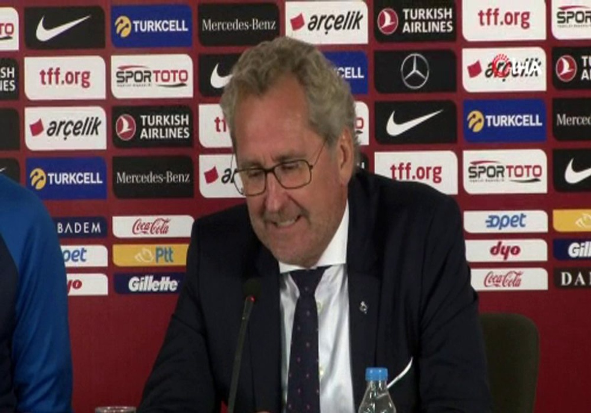 Erik Hamren: "Hayal kırıklığına uğradım"