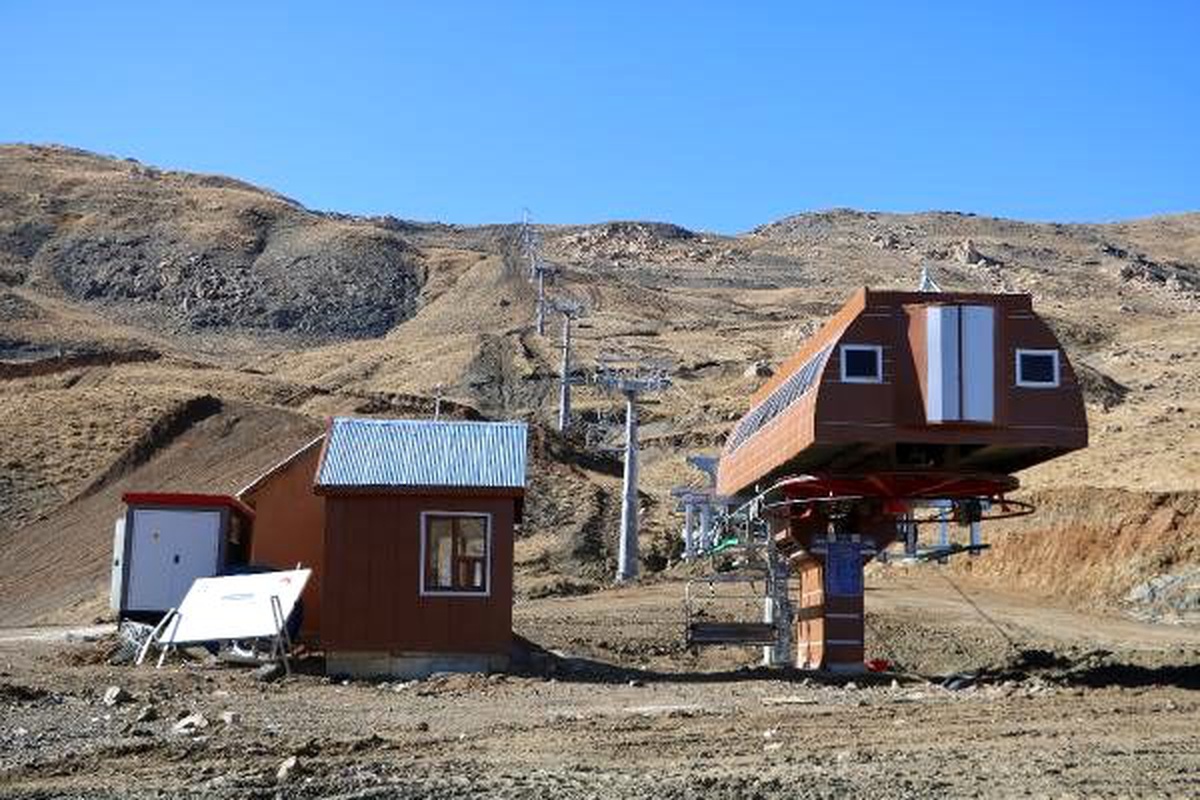 Hakkari\'de kayak merkezi kışa hazır