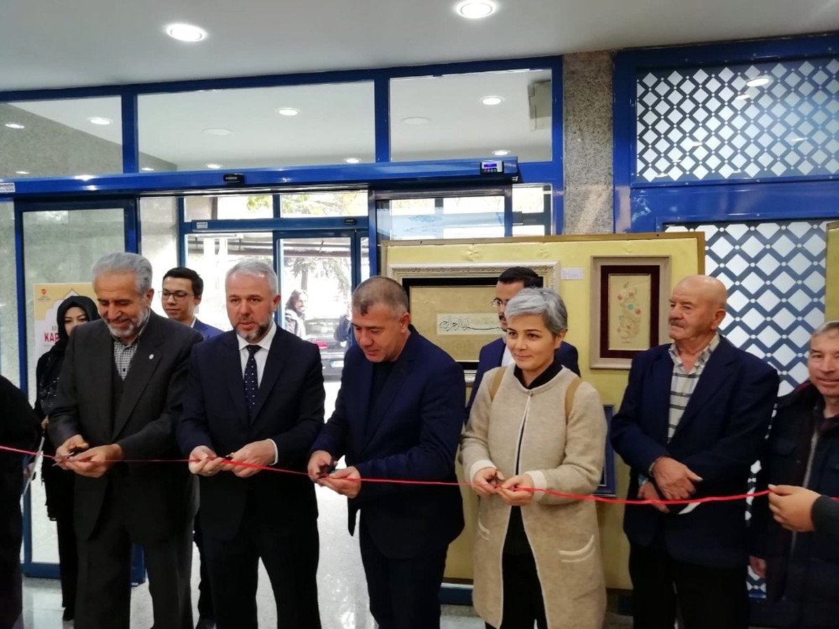 \'Kayserili Hattatlar Karma Sergisi\', 7 dalda 52 eserle açıldı