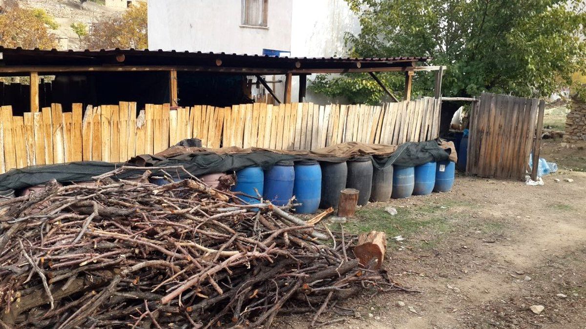 Malatya\'da 61 ton kaçak içki ele geçirildi