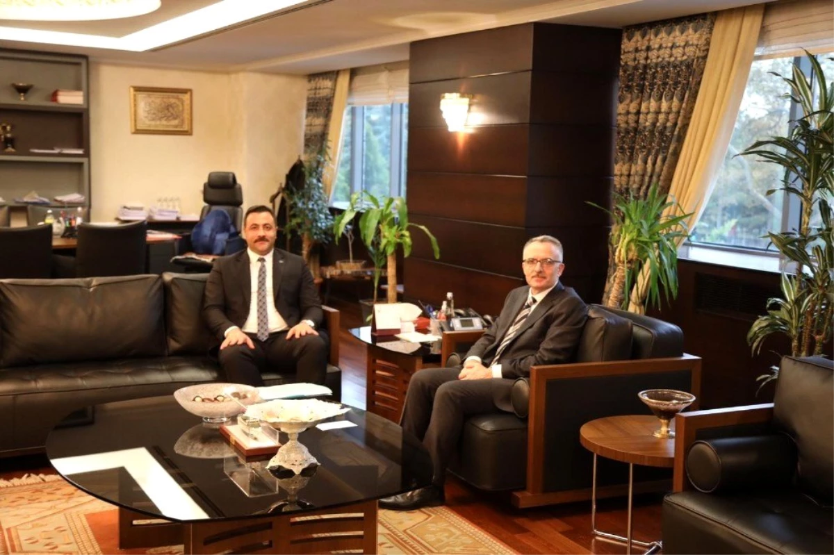 Rektör Kalan, Ankara\'da bütçeyi görüştü