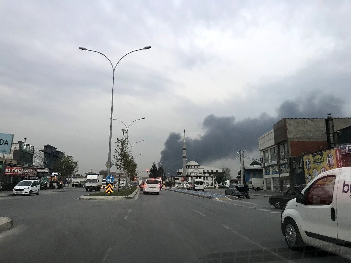Sakarya\'da geri dönüşüm fabrikasında yangın