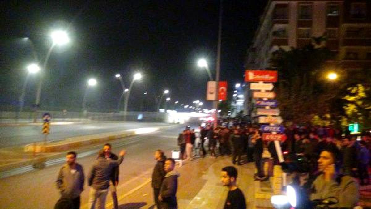 Şanlurfa\'da cephanelikte patlama: 14 asker yaralı / Yeniden