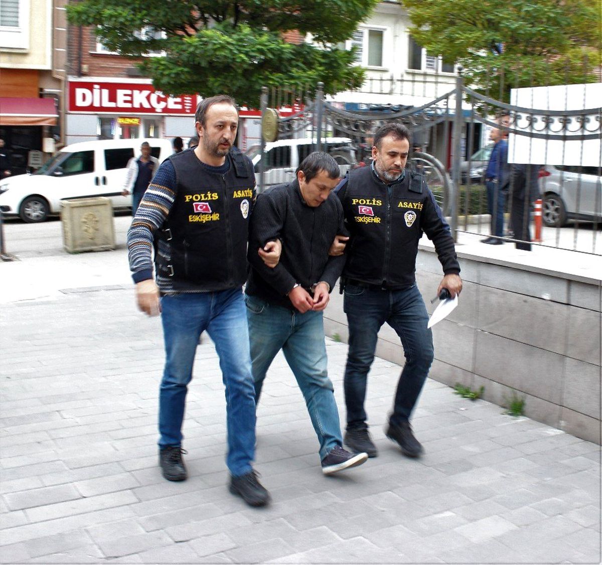 Silahla yaralama şüphelisi adliyede