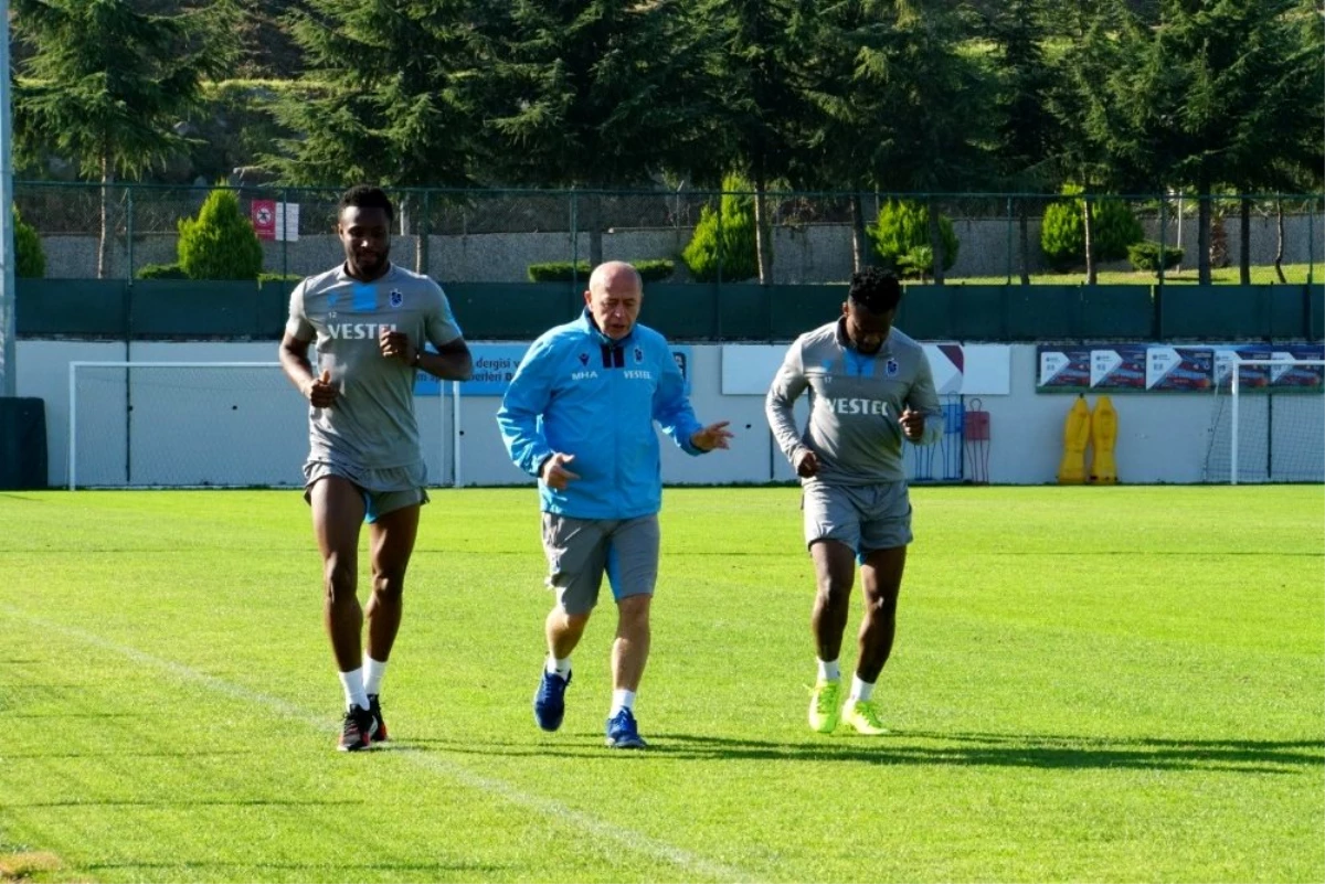 Trabzonspor\'da Obi Mikel, Onazi ve Ekuban özel çalıştı