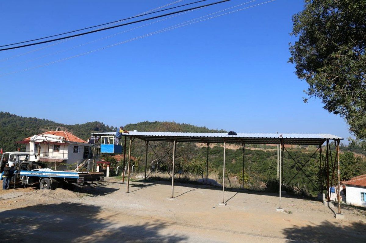 Turgutlu\'da kiraz üreticisini rahatlatacak çalışma