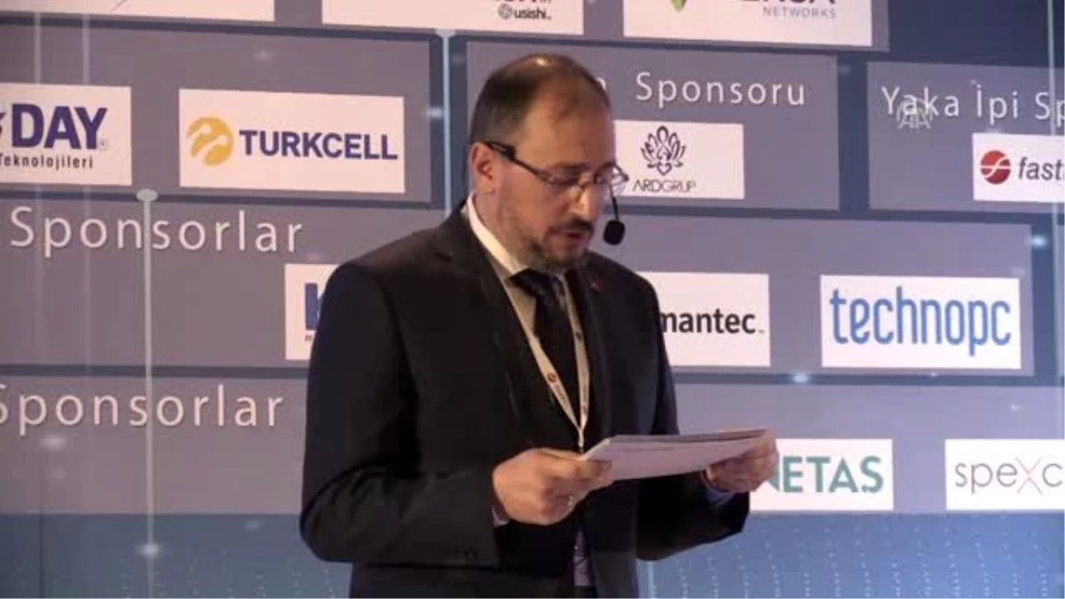 4. Kamu Bilişim Zirvesi - BTK Başkanı Ömer Abdullah Karagözoğlu (2)