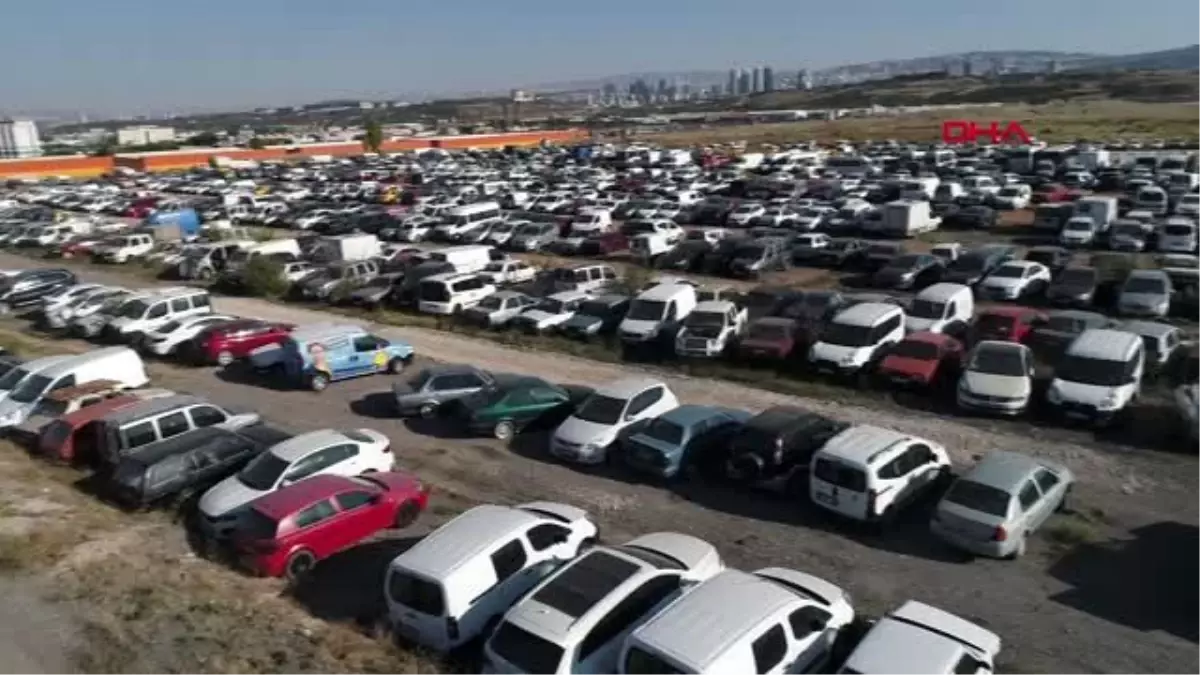 Ankara yediemin otoparkındaki araçlar çürümeye terk edildi