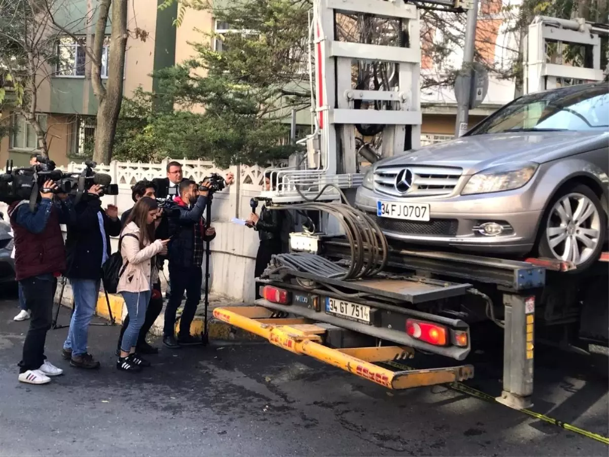 Bakırköy\'de ölen aileye ait olduğu iddia edilen araç emniyet otoparkına çekildi