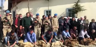 Barış Pınarı Harekatı'na destek için 15 kurban kesildi