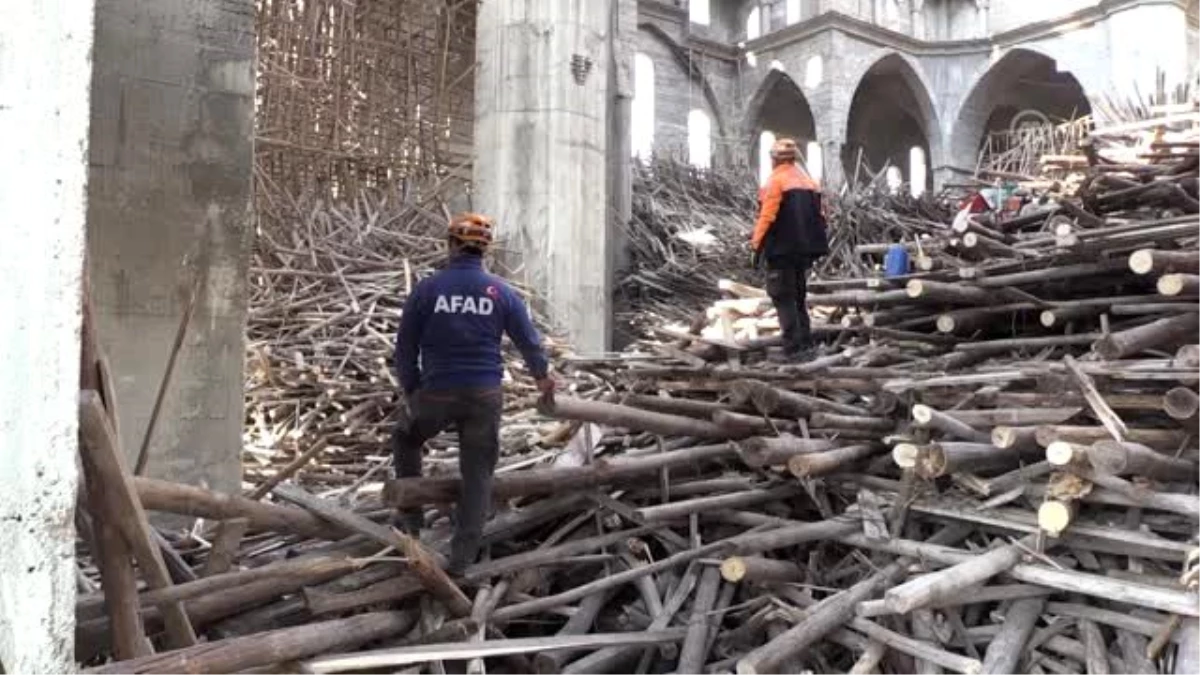 Cami inşaatında çöken iskelenin altında kalan mühendis 20 saattir aranıyor (5)