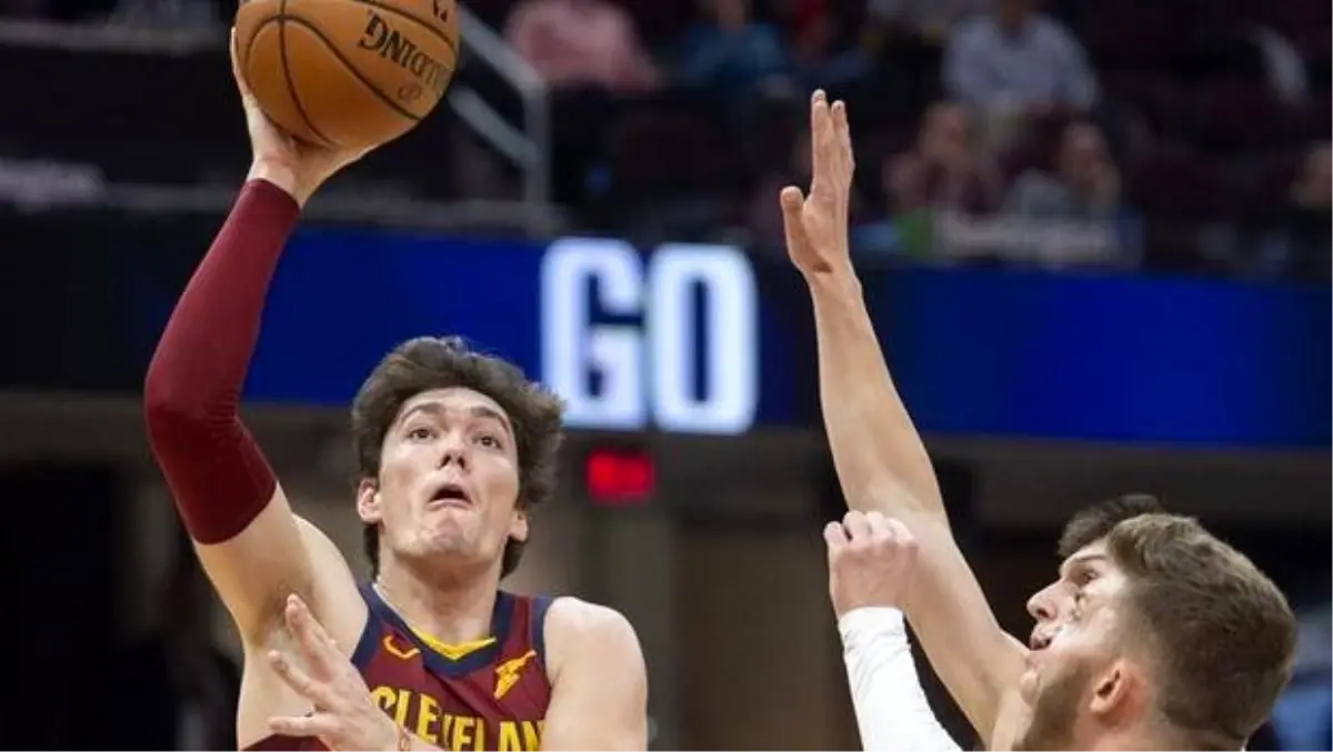 Cedi Osman 12 sayı attı, yetmedi!