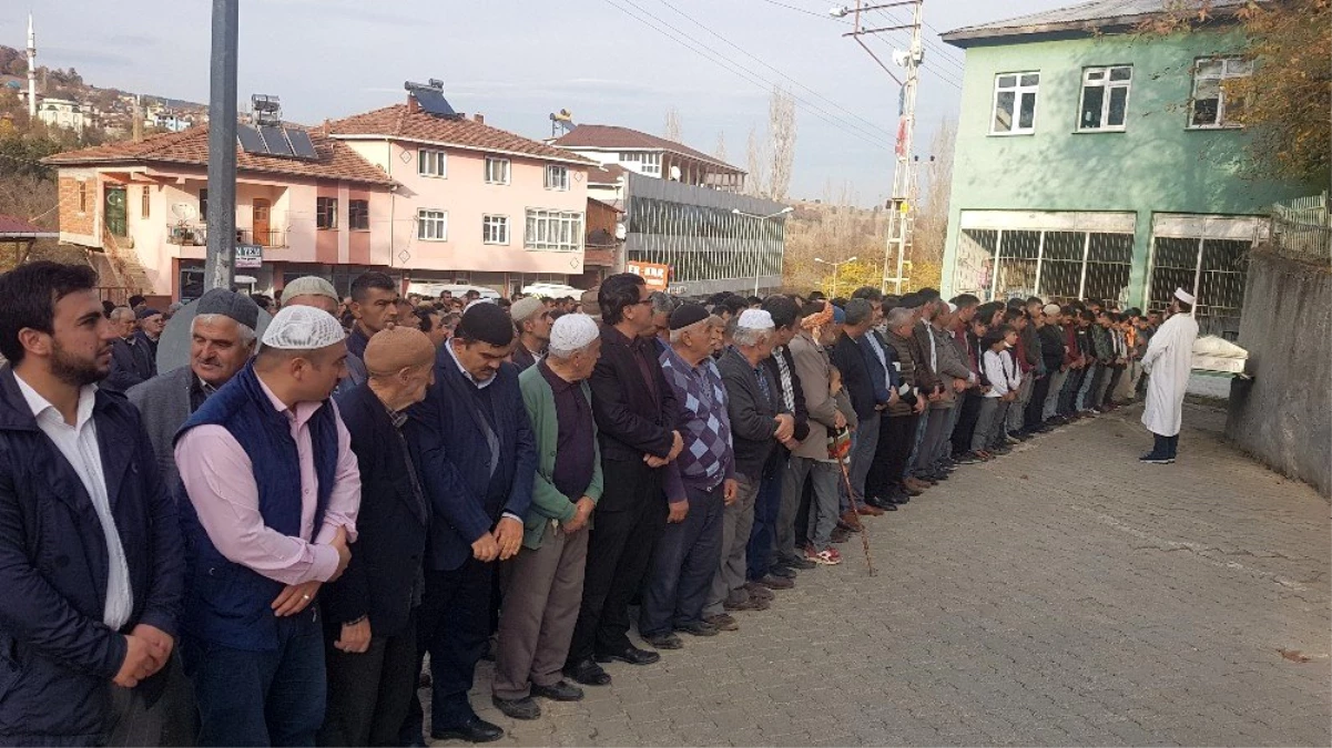 Organları bağışlanan liseli genç gözyaşları ile toprağa verildi