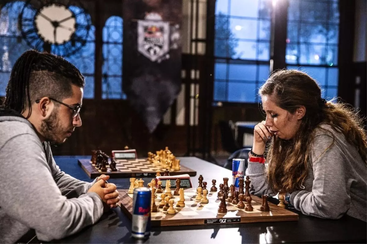 Red Bull Chess Masters\'da son eleme heyecanı