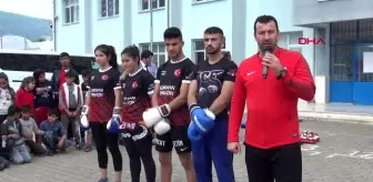 Spor milli sporculardan 'muaythai' tanıtımı için gösteri maçı