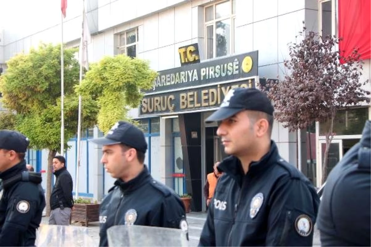 Suruç Belediye Başkanı HDP\'li Çevik gözaltına alındı (2)- Yeniden