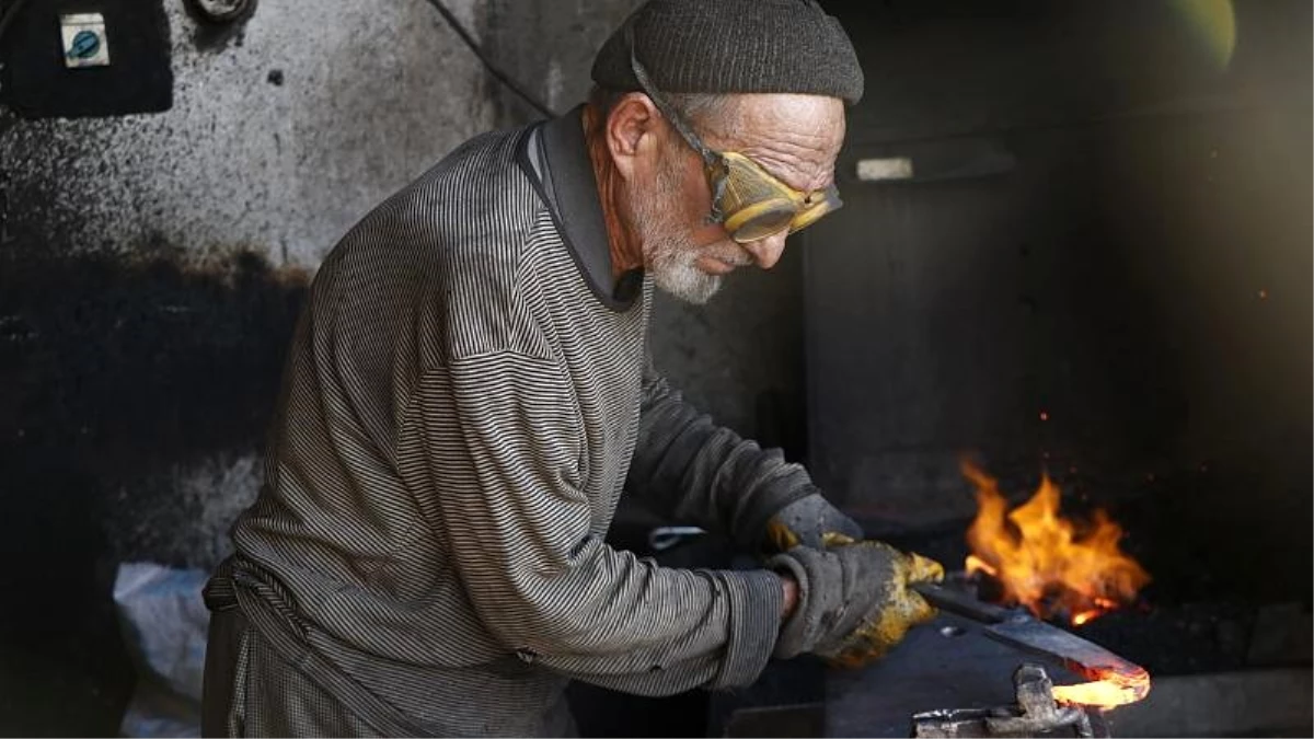 Türkiye\'de emeklilik yaşı yükseldi, 55-64 yaş arası istihdam oranı 10 senede yüzde 28 arttı