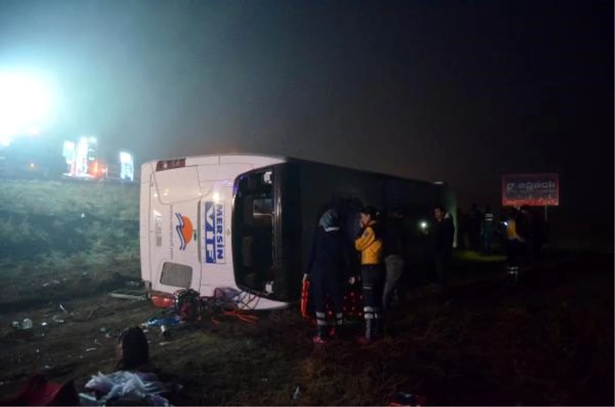 Aksaray\'da yolcu otobüsü devrildi: 1 ölü, 37 yaralı