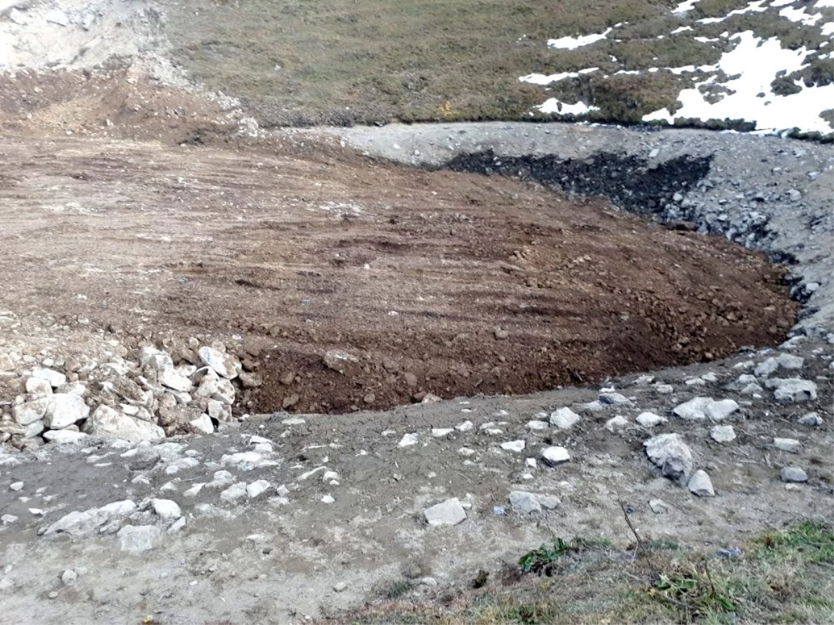Gümüşhane Valiliği Dipsiz Göl\'deki define kazısı ile ilgili soruşturma başlattı