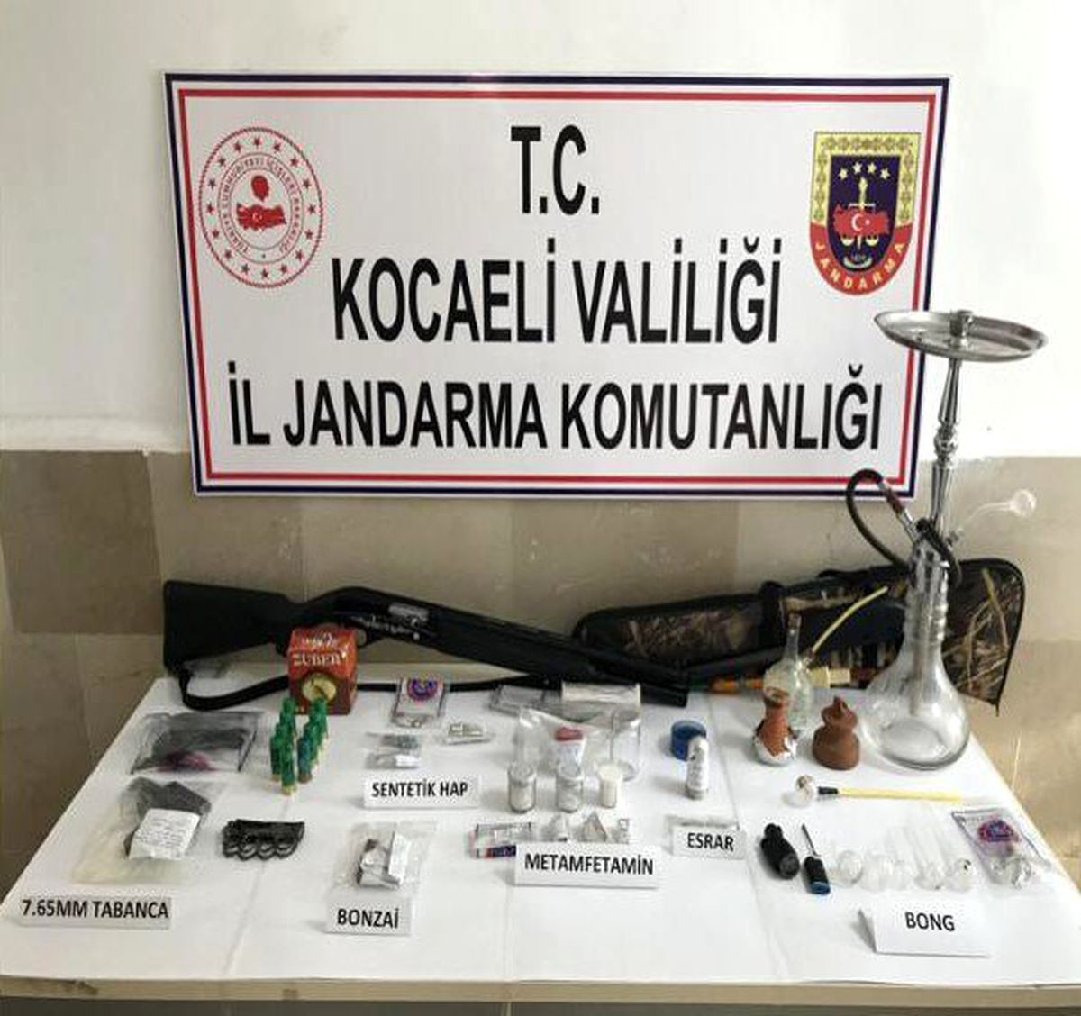 Jandarmadan uyuşturucu baskını