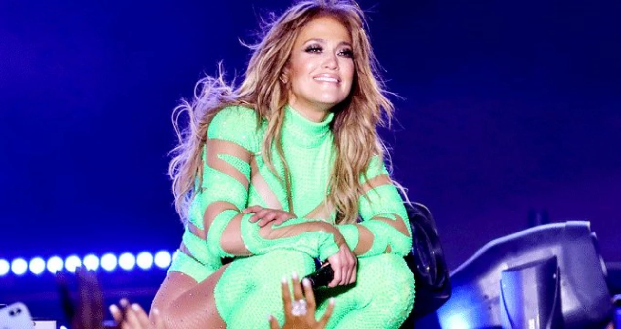 Jennifer Lopez, bir film görüşmesinde yönetmenin tacizine uğradığını itiraf etti