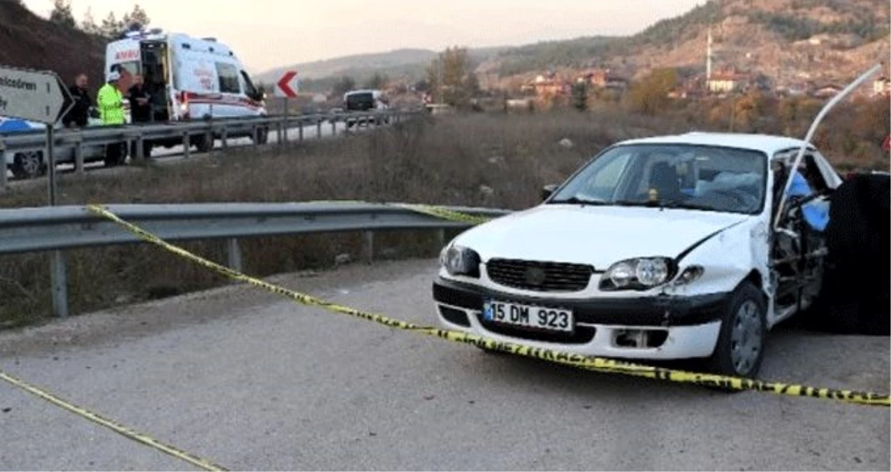 Karabük\'te kızlarını görmeye gelen aile kaza yaptı: 4 kişi hayatını kaybetti