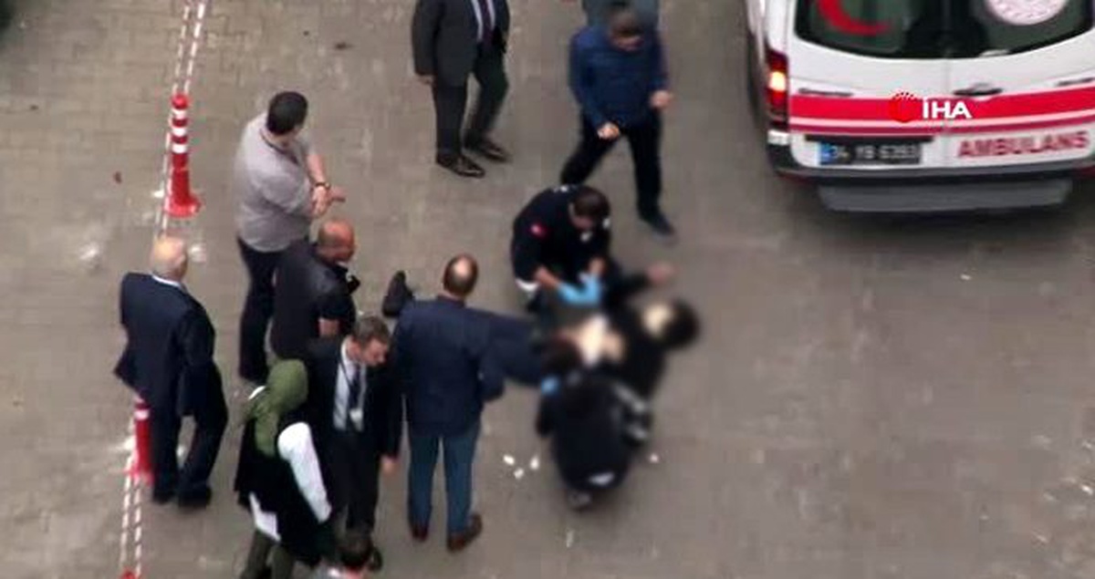 Kuyumcu Kent\'te şoke eden olay...16 yaşındaki genç Kuyumcukent\'in çatısından düştü