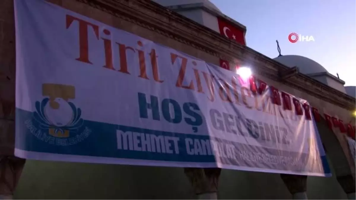 Yüzlerce kişi \'Tirit\' kuyruğunda