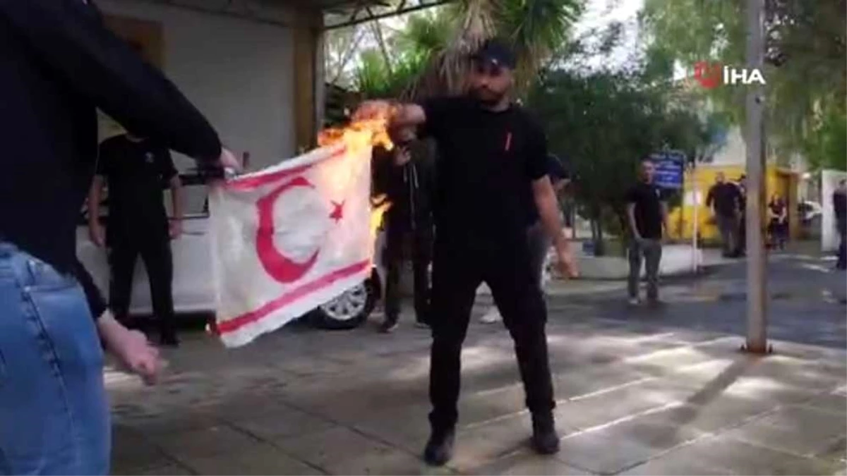 KKTC bayrağını yakan Rumlara sert tepki: "Olayın peşini bırakmayacağız"