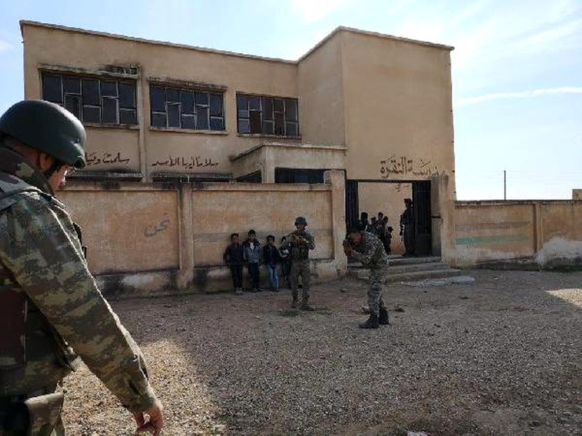 PKK/YPG Rasulayn\'da okulu mevzi yapmış