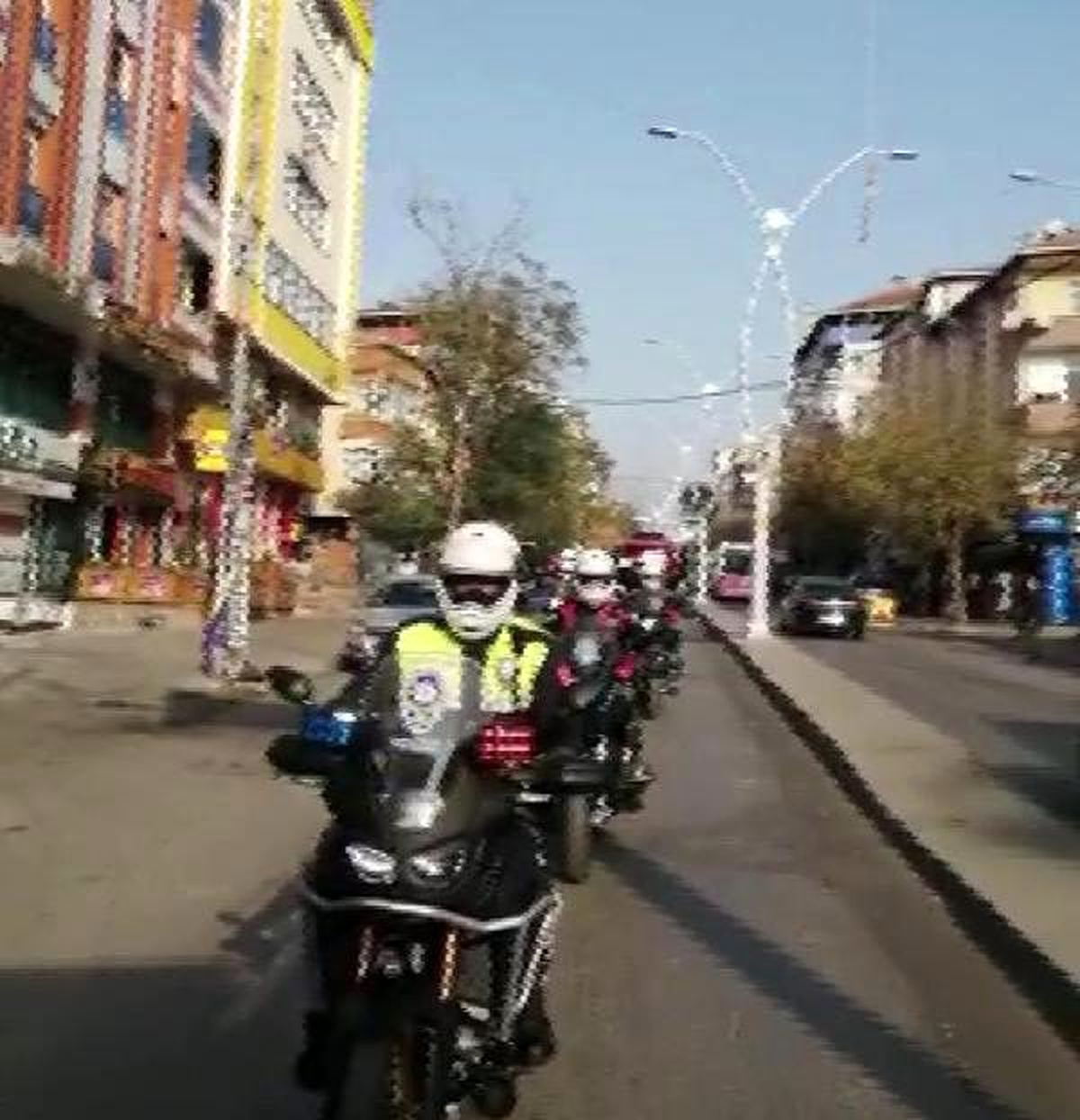 Sultangazi\'de kurslarını tamamlayan motorize ekipler iş başında