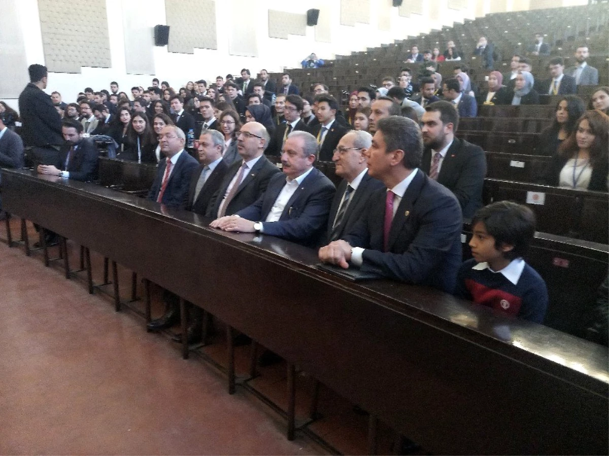 TBMM Başkanı Şentop "Meclis Simülasyonu" etkinliğinin açılış törenine katıldı