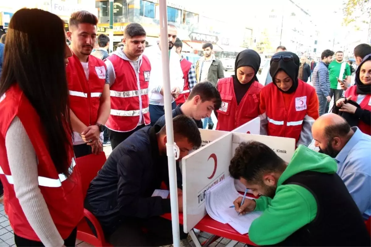 53. Kolordu taraftar grubundan kan bağışı kampanyası