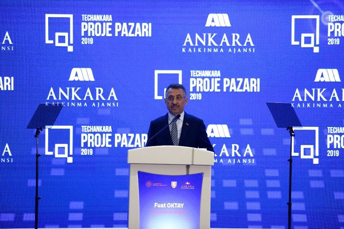 Cumhurbaşkanı Yardımcısı Oktay TechAnkara Proje Pazarı programında konuştu