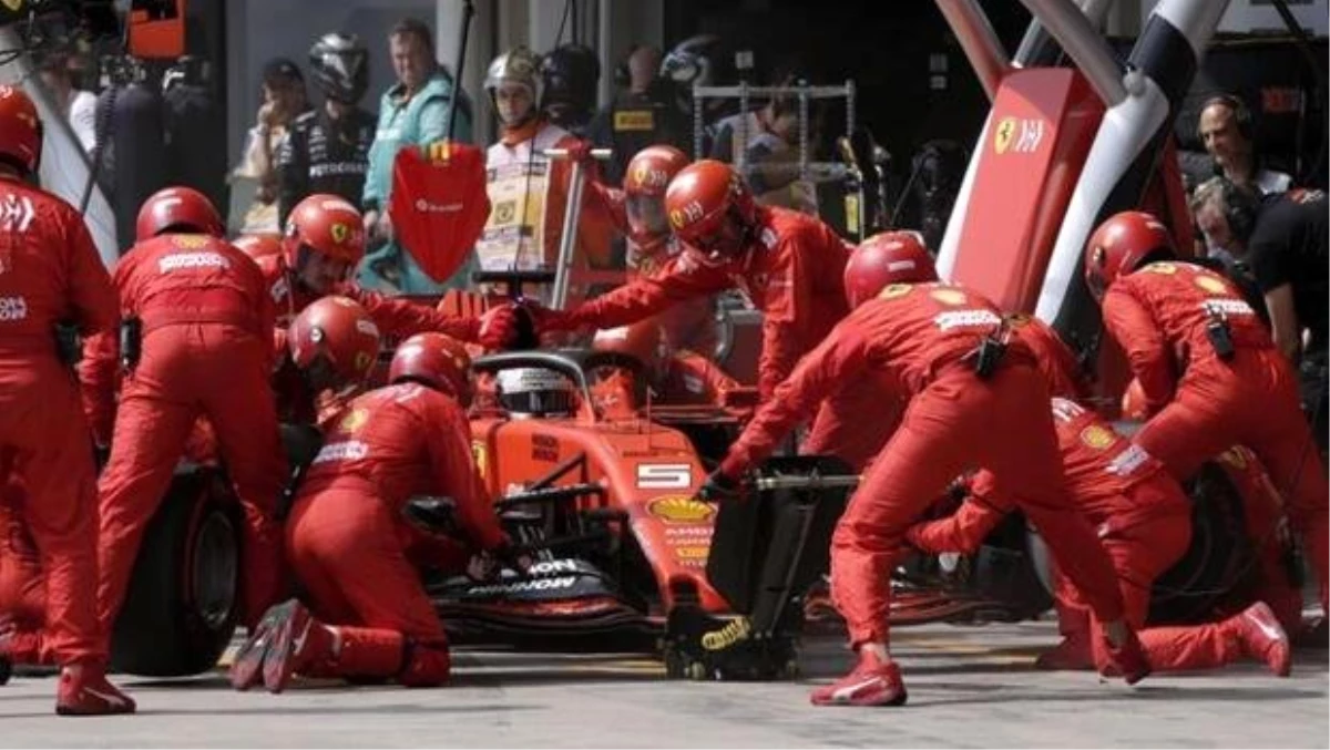 Ferrari\'den tarihi hata! Vettel ile Leclerc...