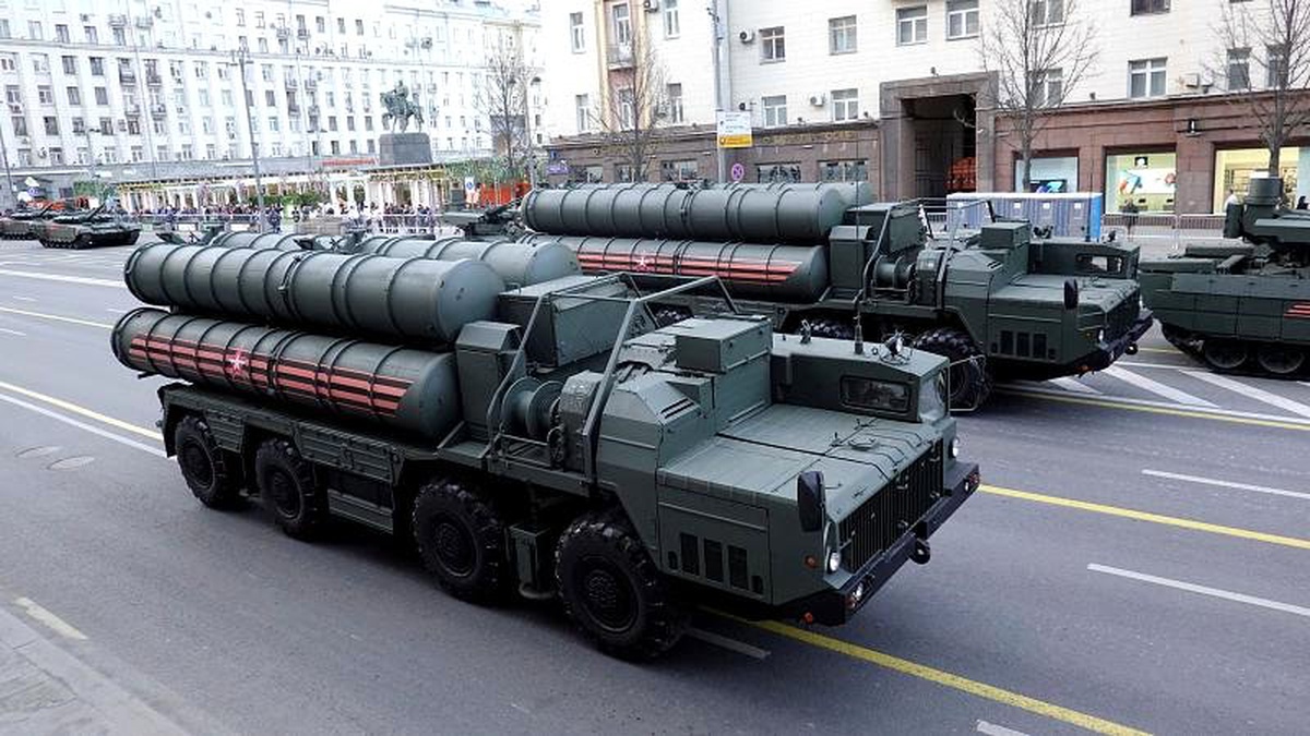 Hindistan, Rusya\'dan alacağı S-400\'ler için ön ödemeyi yaptı