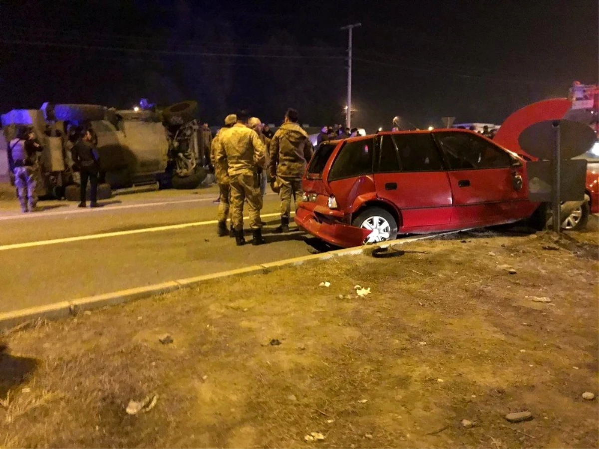 Iğdır\'da zırhlı polis aracı otomobille çarpıştı: 5 yaralı