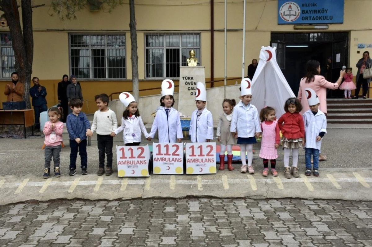 İlkokul öğrencileri Kızılay Haftasını kutladılar